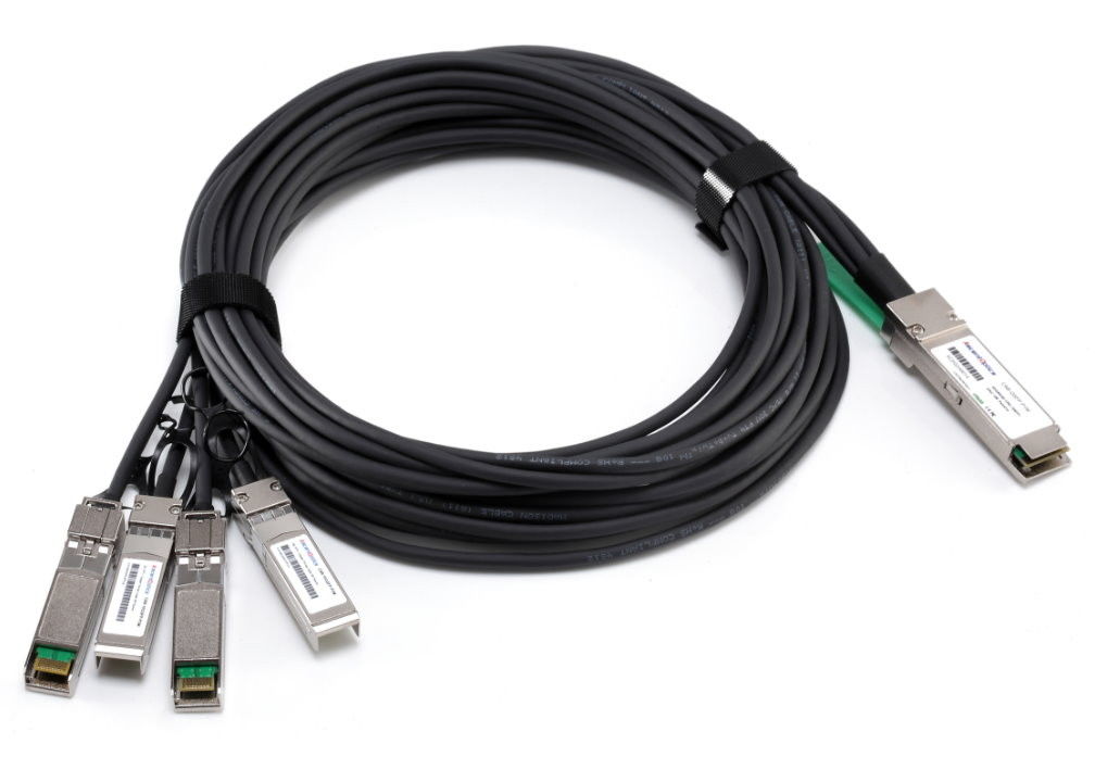 40GBASE-CR4 QSFP + до 4 10GBASE-CU SFP+ направляют кабель проламывания attach